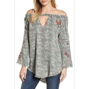 Billy T Women’s S Green Camo Boho Blouse Off Shoulder Bell Sleeve Embroidered